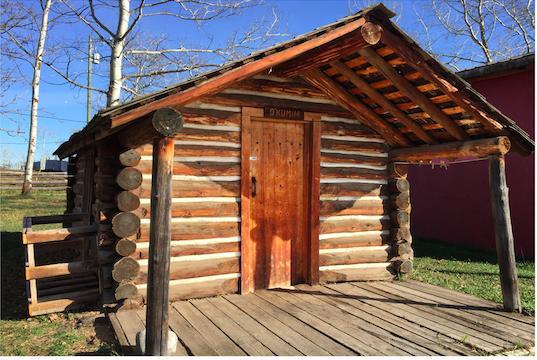 Flying U Ranch Hotel Seventy Mile House Exterior foto
