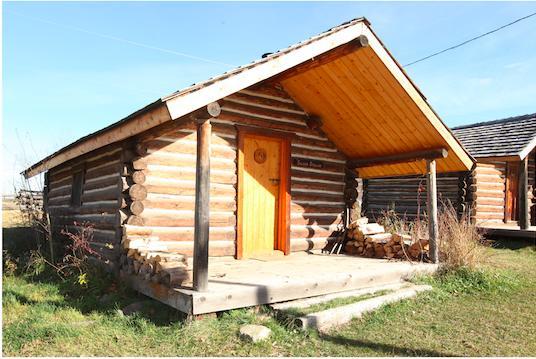 Flying U Ranch Hotel Seventy Mile House Exterior foto